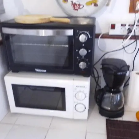 Cecilio Bed and Breakfast 2*