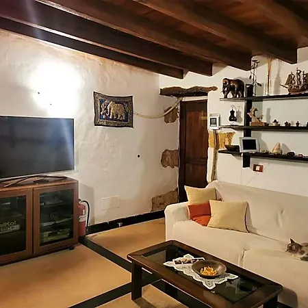 Cecilio Bed & Breakfast 2*
