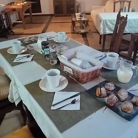 Cecilio Frühstückspension Tefía
